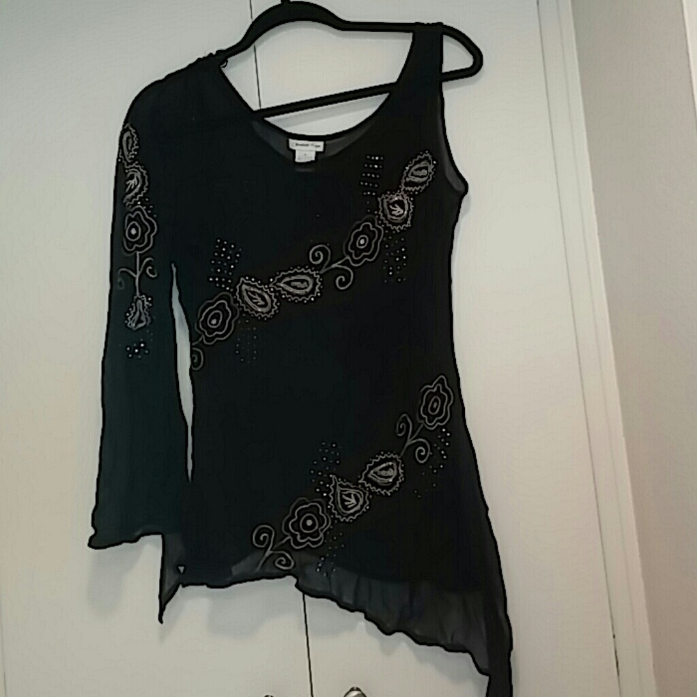 One sleeve black top with bling and flowers